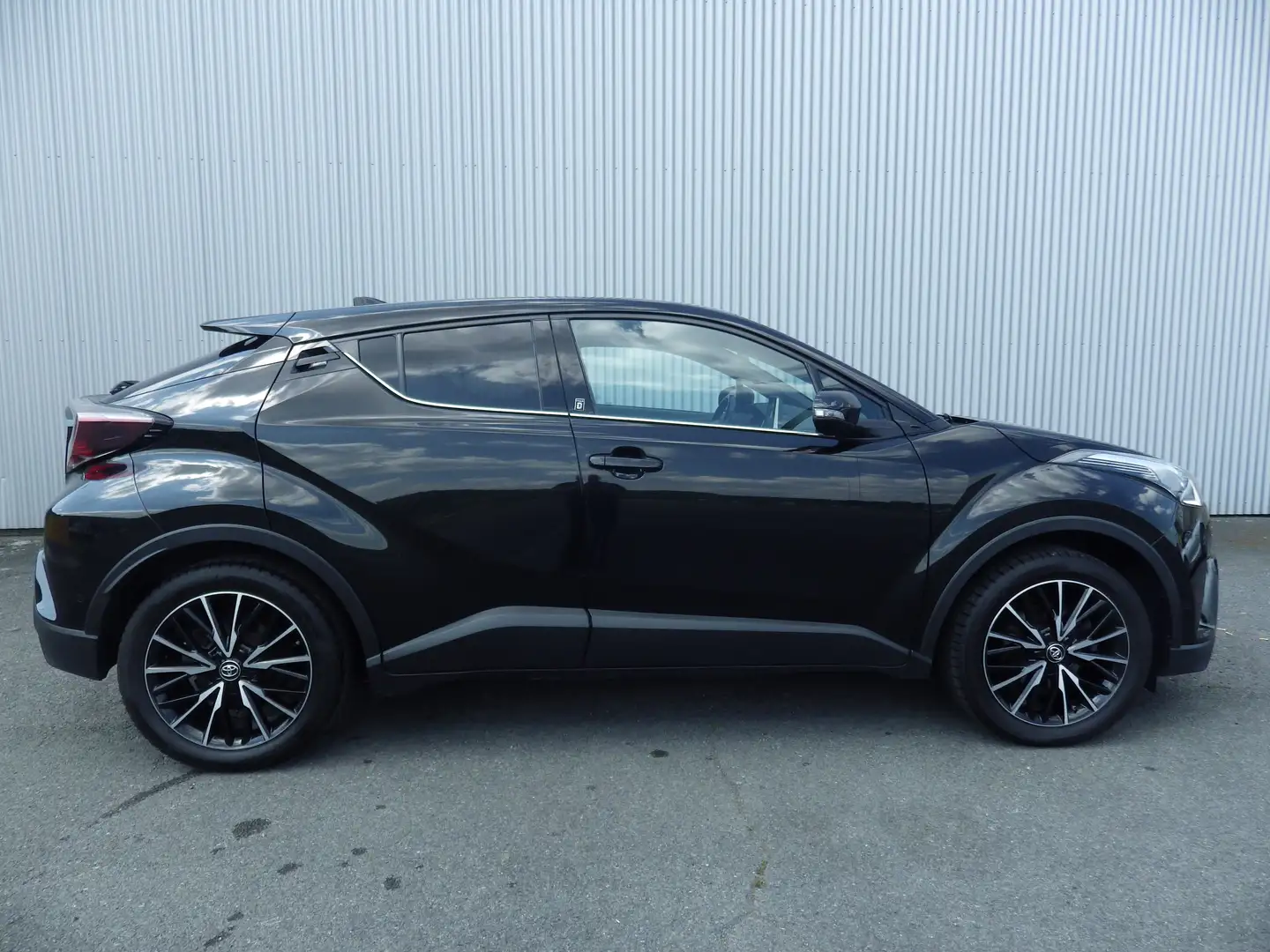 Toyota C-HR Team D Schwarz - 2