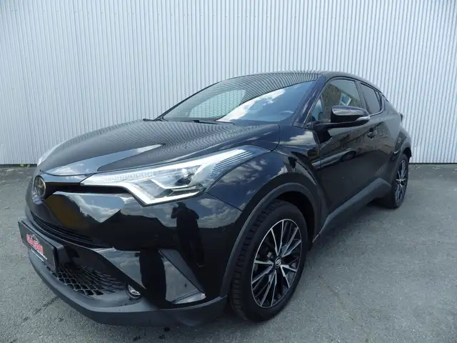 Toyota C-HR Team D