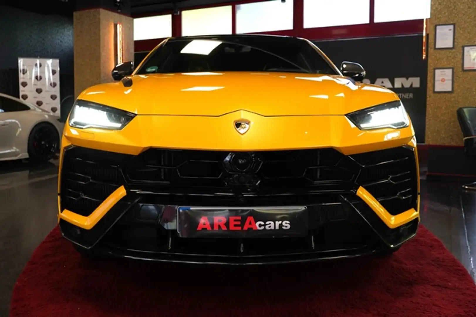 Lamborghini Urus P.CAPSULE AKRAPOVIC CARBON PANO HUD 360 Jaune - 2