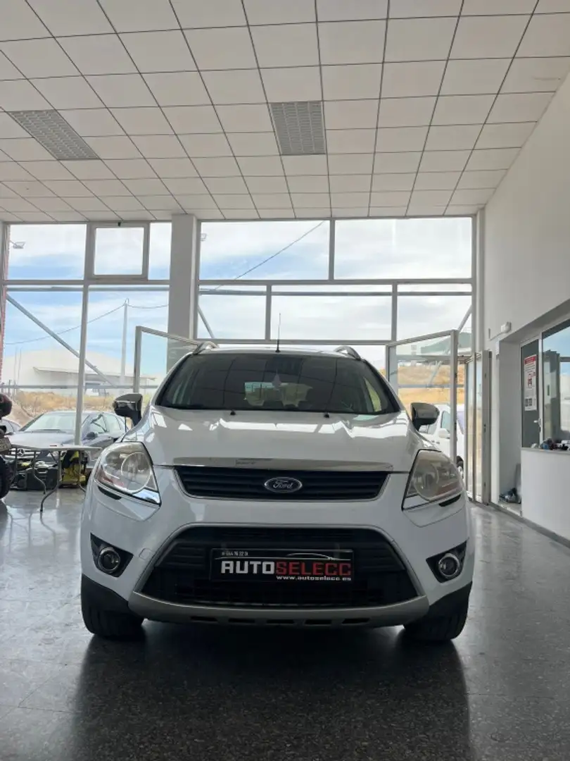 Ford Kuga 2.0TDCI Titanium 2WD Blanco - 2
