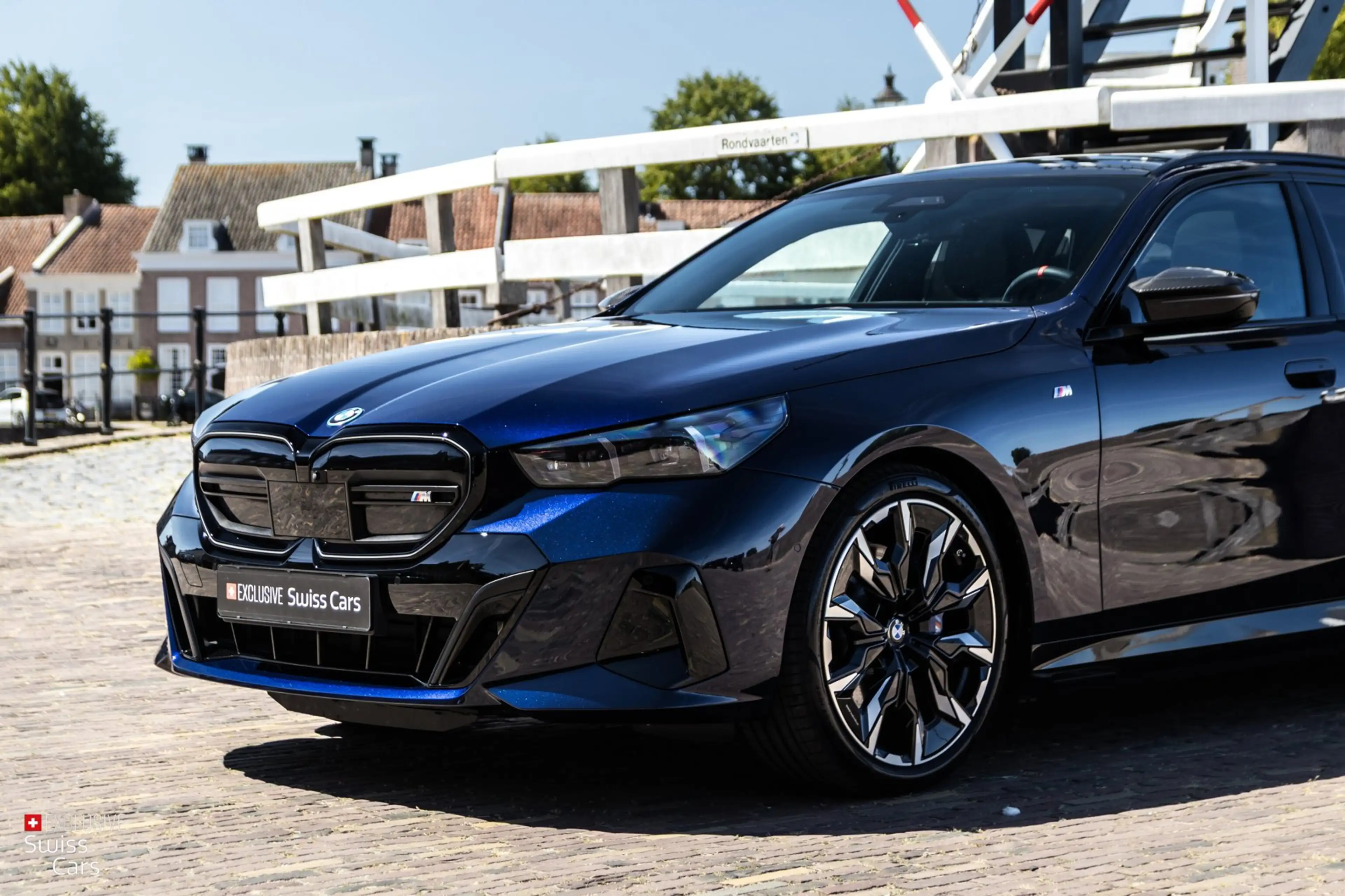 BMW i5 M60 Touring M60 xDrive|Full opt.|Garantie tot 10-0 — photo 2