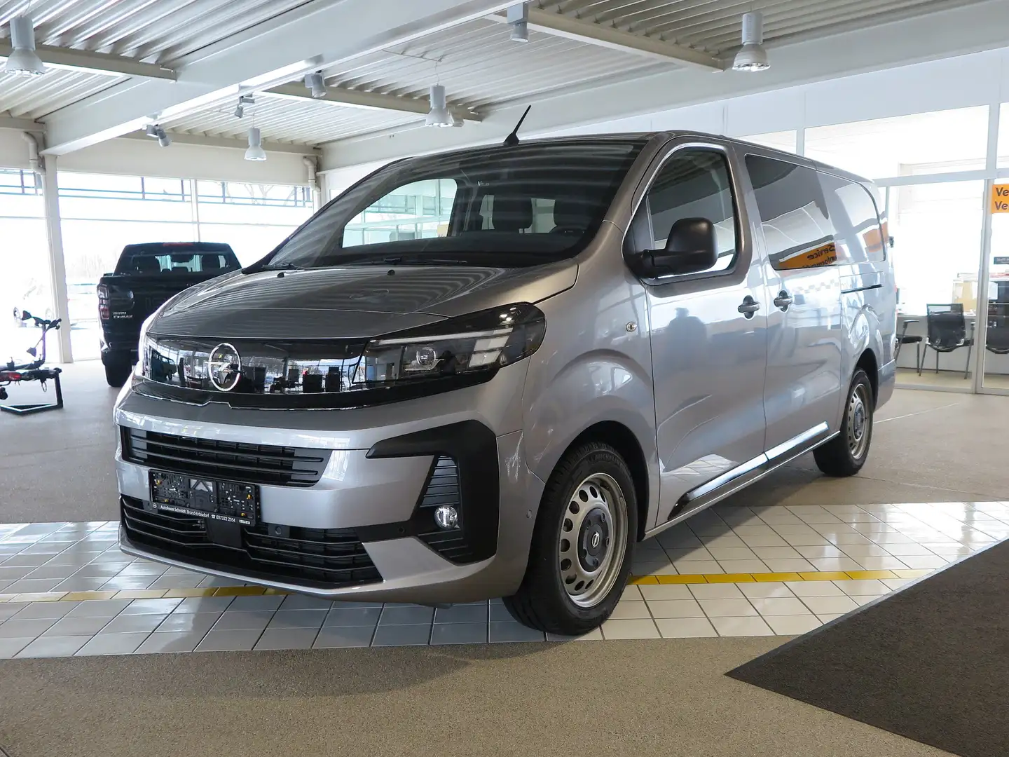 Opel Vivaro Doka 2.0 Diesel Lang Silber - 2