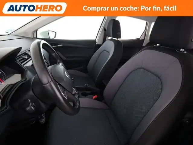 SEAT Arona view 11