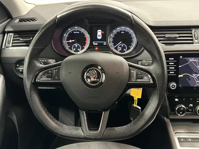 Skoda Octavia view 19