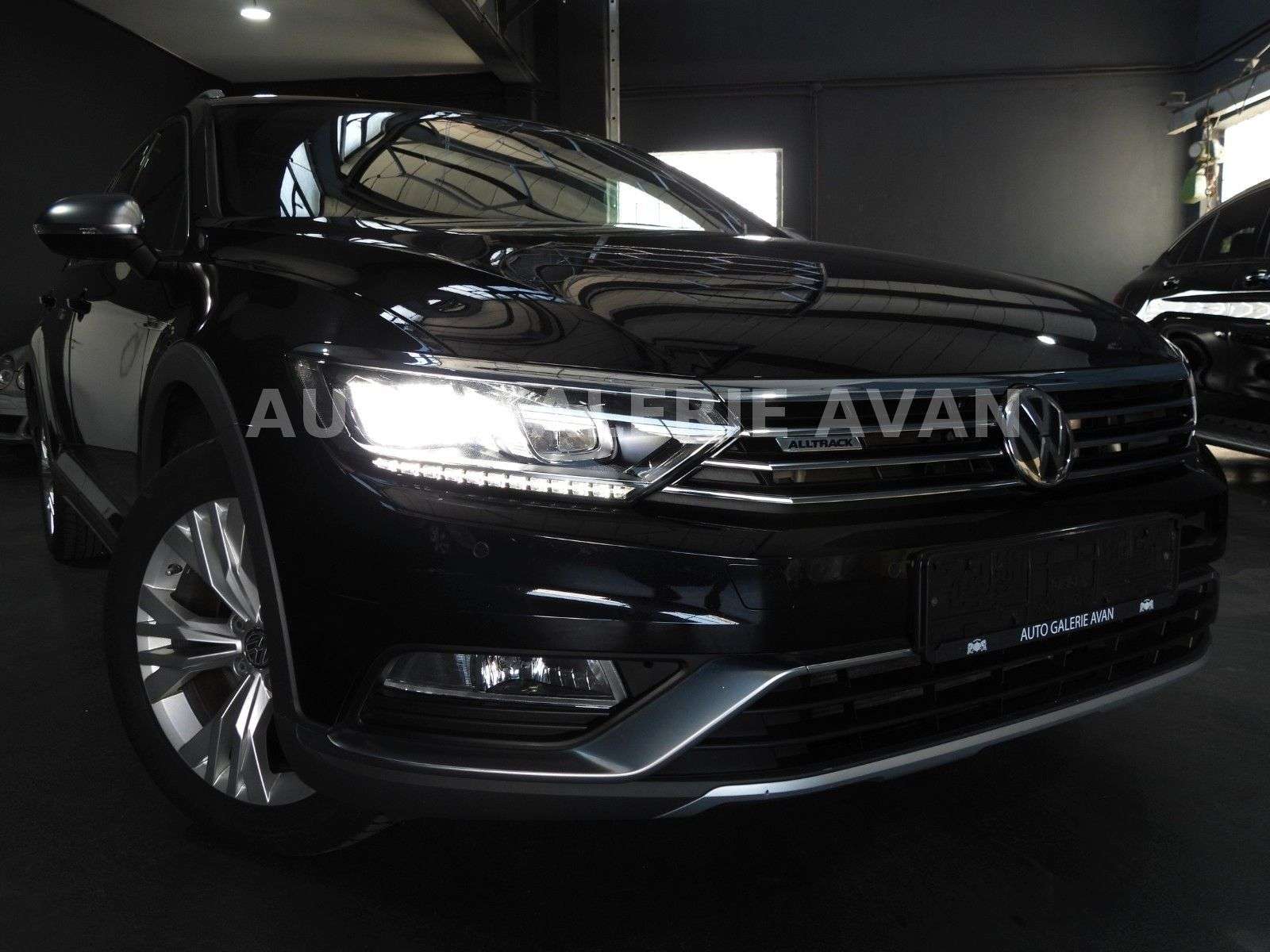 Second hand Volkswagen Passat Variant 2.0