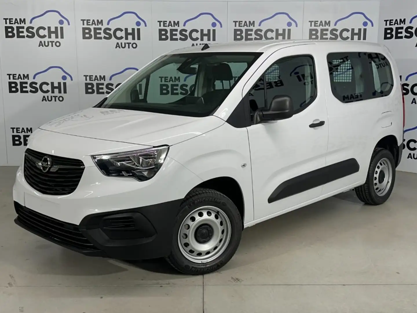 Opel Combo 1.5D 100 CV S&S MT6 Edition N1 Blanc - 1