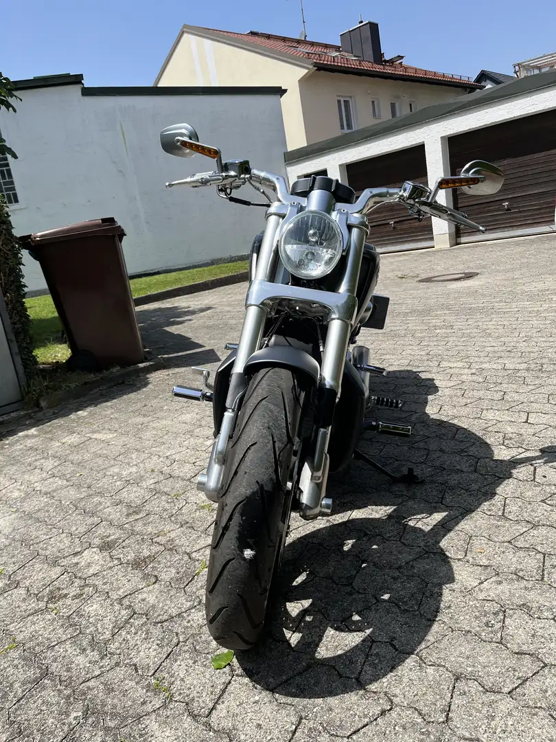 Harley-Davidson VRSC V-Rod Muscle Plateado - 1