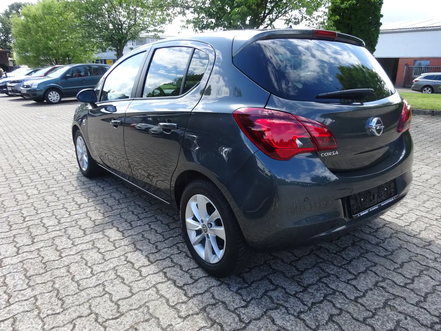 Opel Corsa 1.4 Active Grau - 2