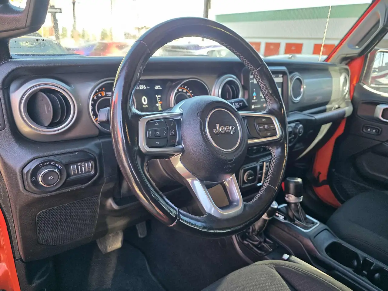 Jeep Wrangler снимка Jeep Wrangler