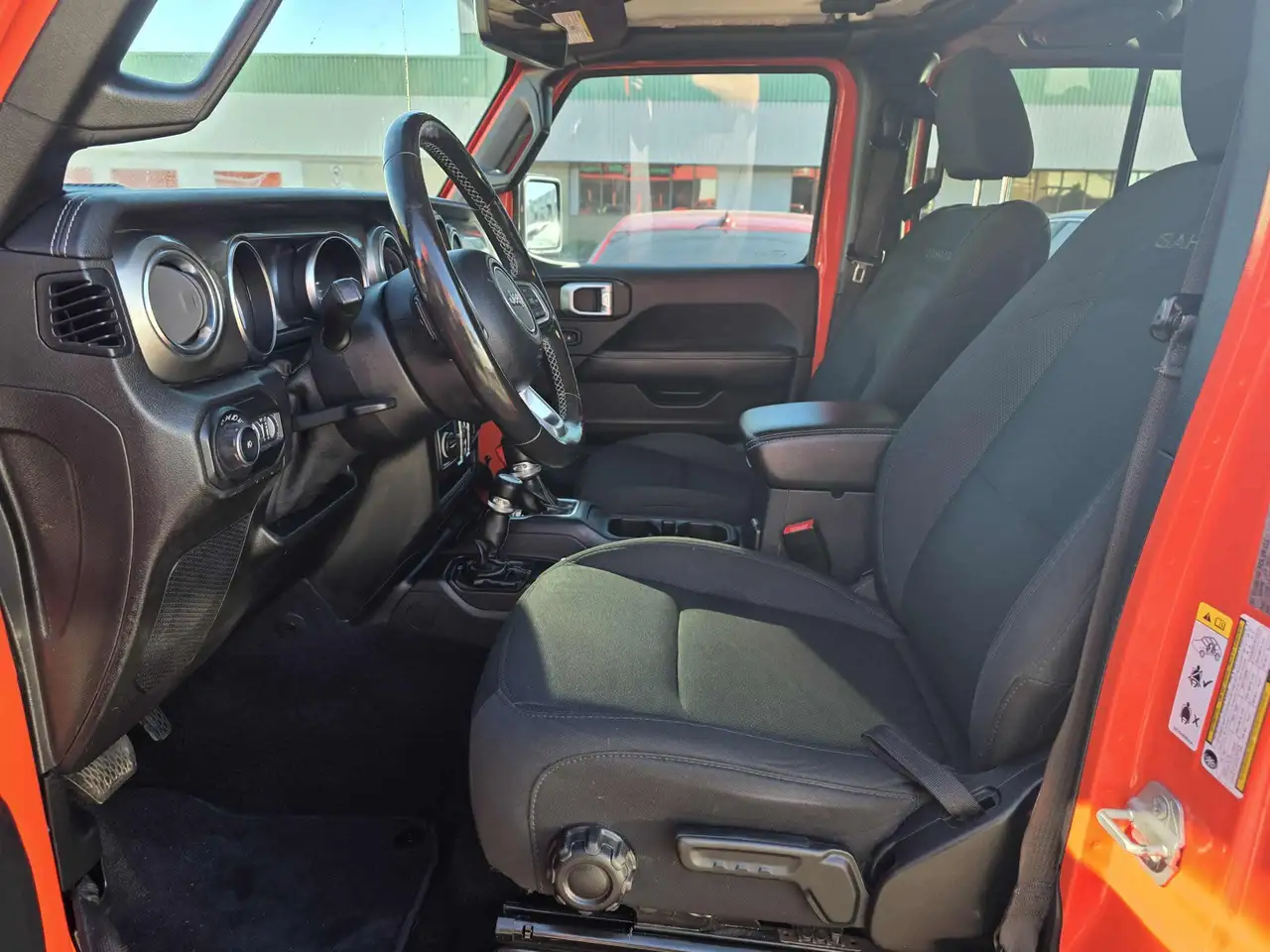 Jeep Wrangler снимка Jeep Wrangler