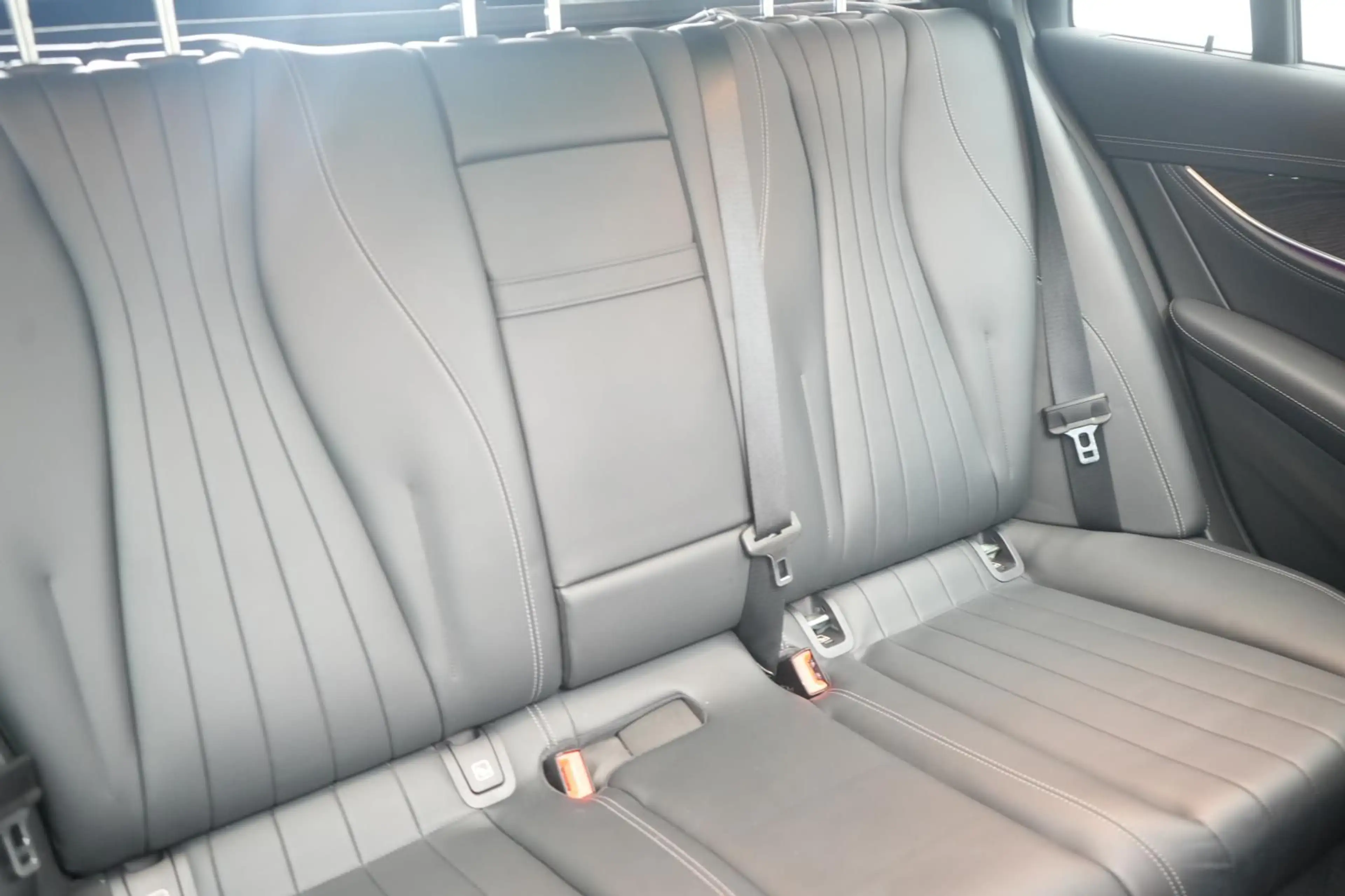 Mercedes-Benz E 400 d 4Matic T 9G-Tronic Exclusive STHZ/Pano/H — photo 11