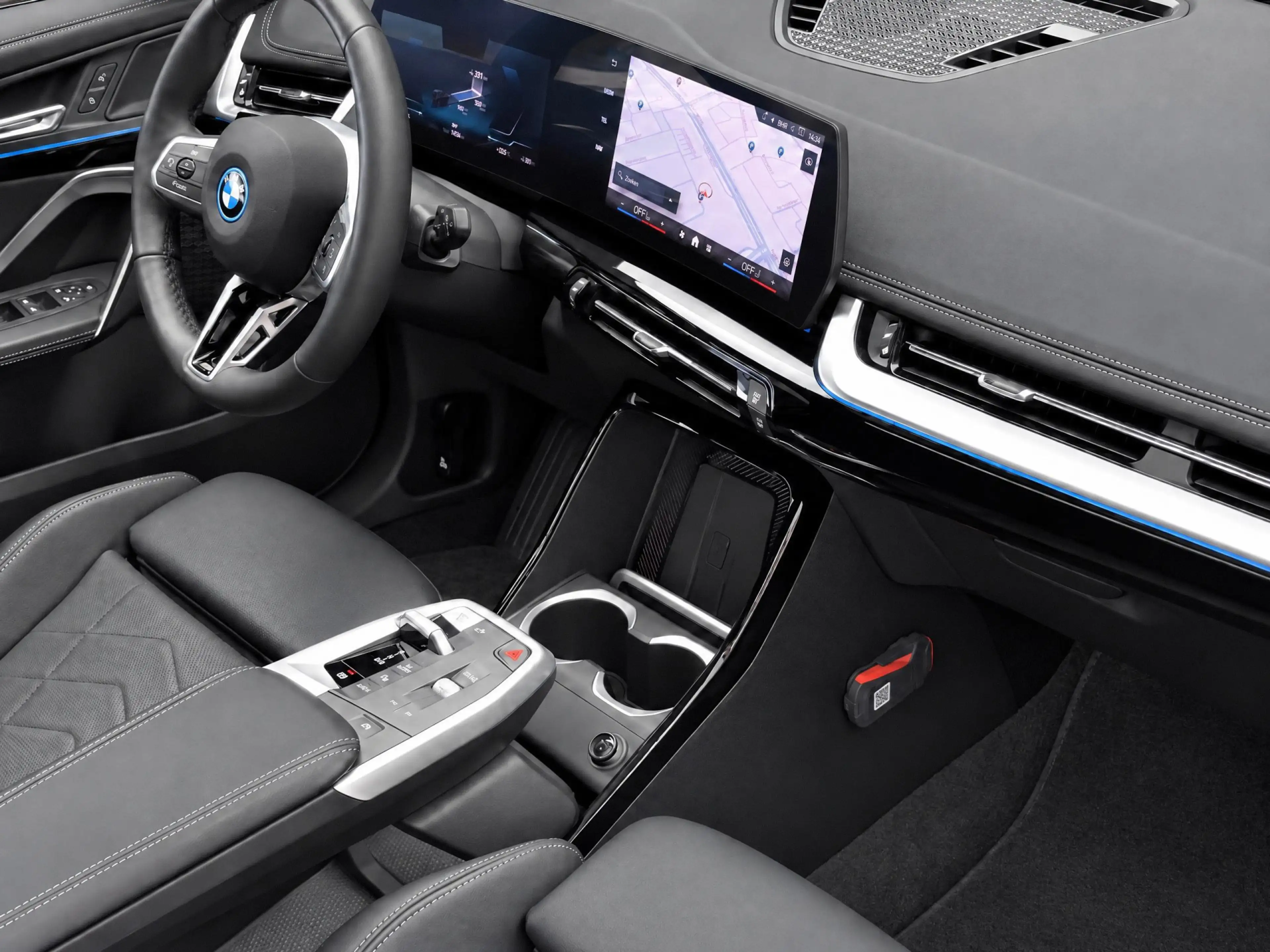 BMW iX1 eDrive20 M Sport / Panoramadak / Sportstoelen / Co — photo 7