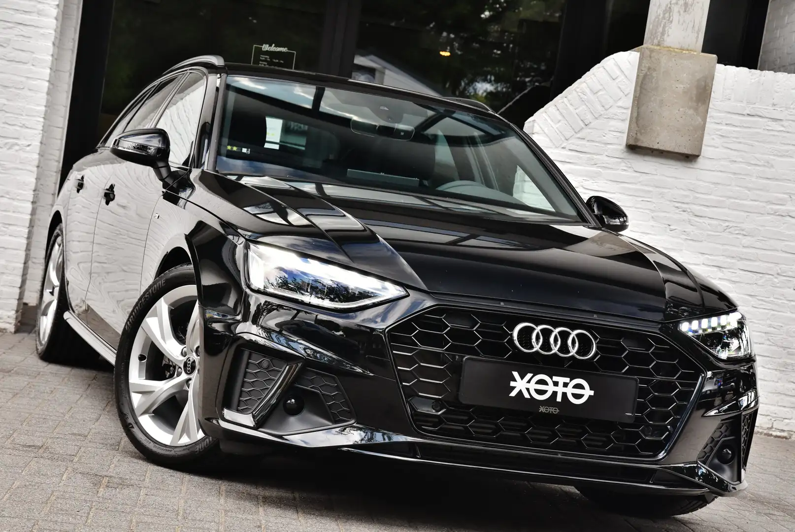 Audi A4 AUT. 35 TFSI S LINE *** NEW / 18% DISCOUNT *** Zwart - 2