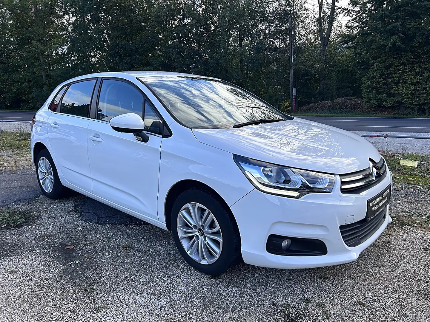 Citroen C4 1.2 e-THP Feel 110 1.Besitz- Serviceheft volls... Weiß - 1