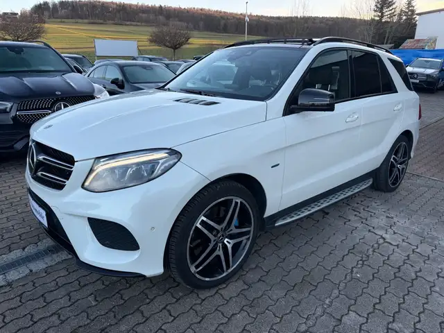 Mercedes-Benz GLE 500 e 4Matic AMG PANO LED AHK LEDER NAVI