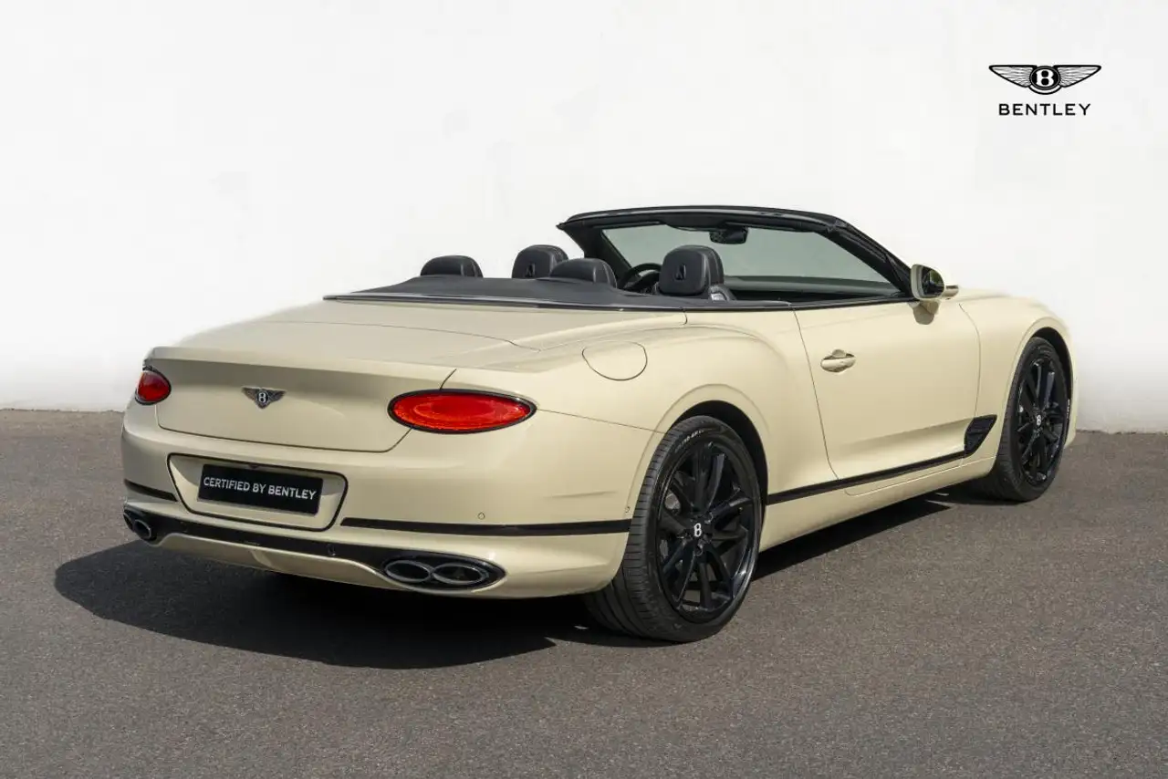 Bentley Continental GTC 2021