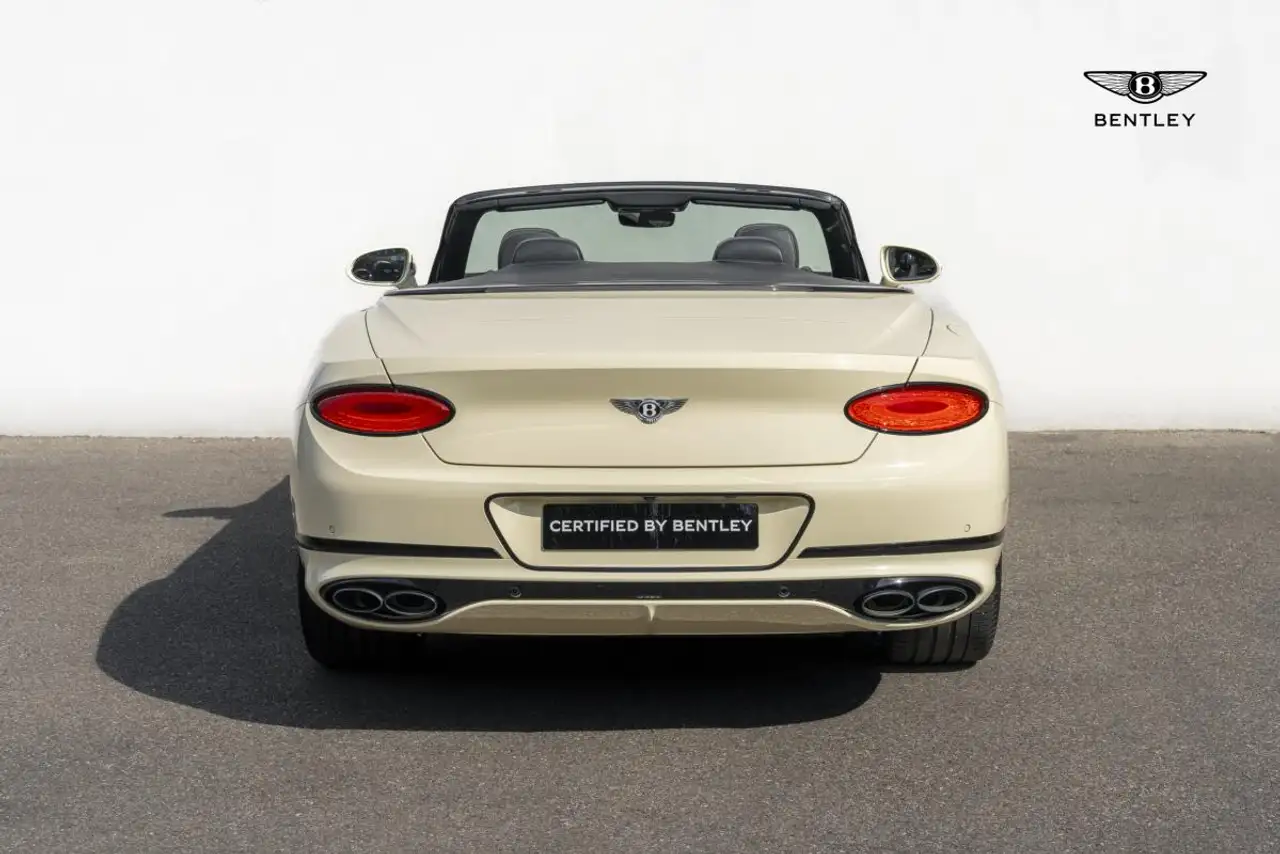 Bentley Continental GTC 2021