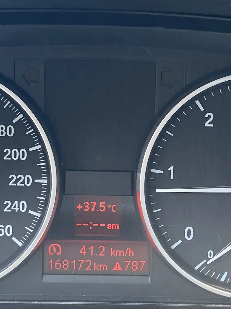 BMW 320 320d Coupe - 2