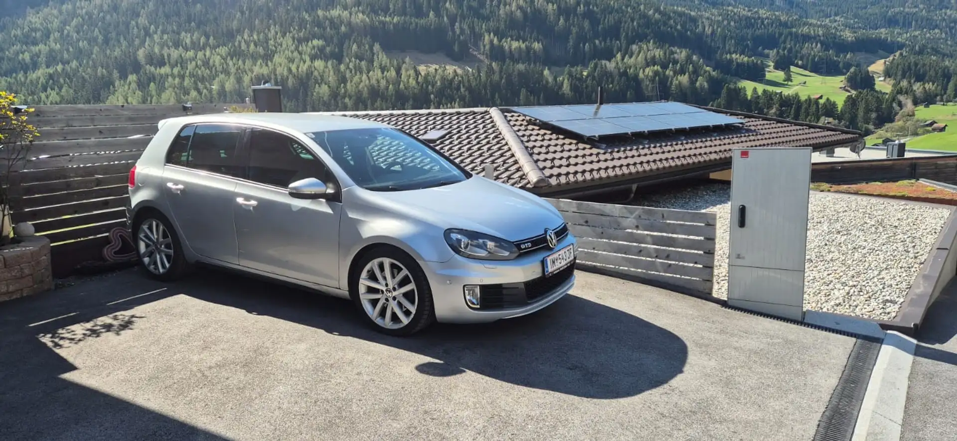 Volkswagen Golf GTD 2,0 TDI DPF DSG - 2