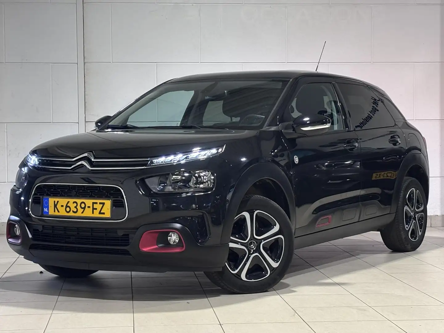 Citroen C4 Cactus C-Series 1.2 Turbo 110pk | APPLE CARPLAY / ANDROID Nero - 2