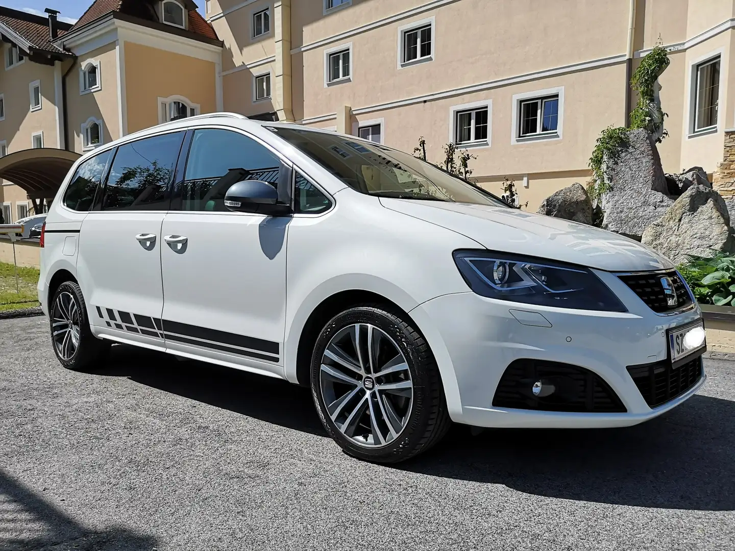 SEAT Alhambra Alhambra FR 2,0 TDI DSG 4WD FR 7 Sitzer Weiß - 1