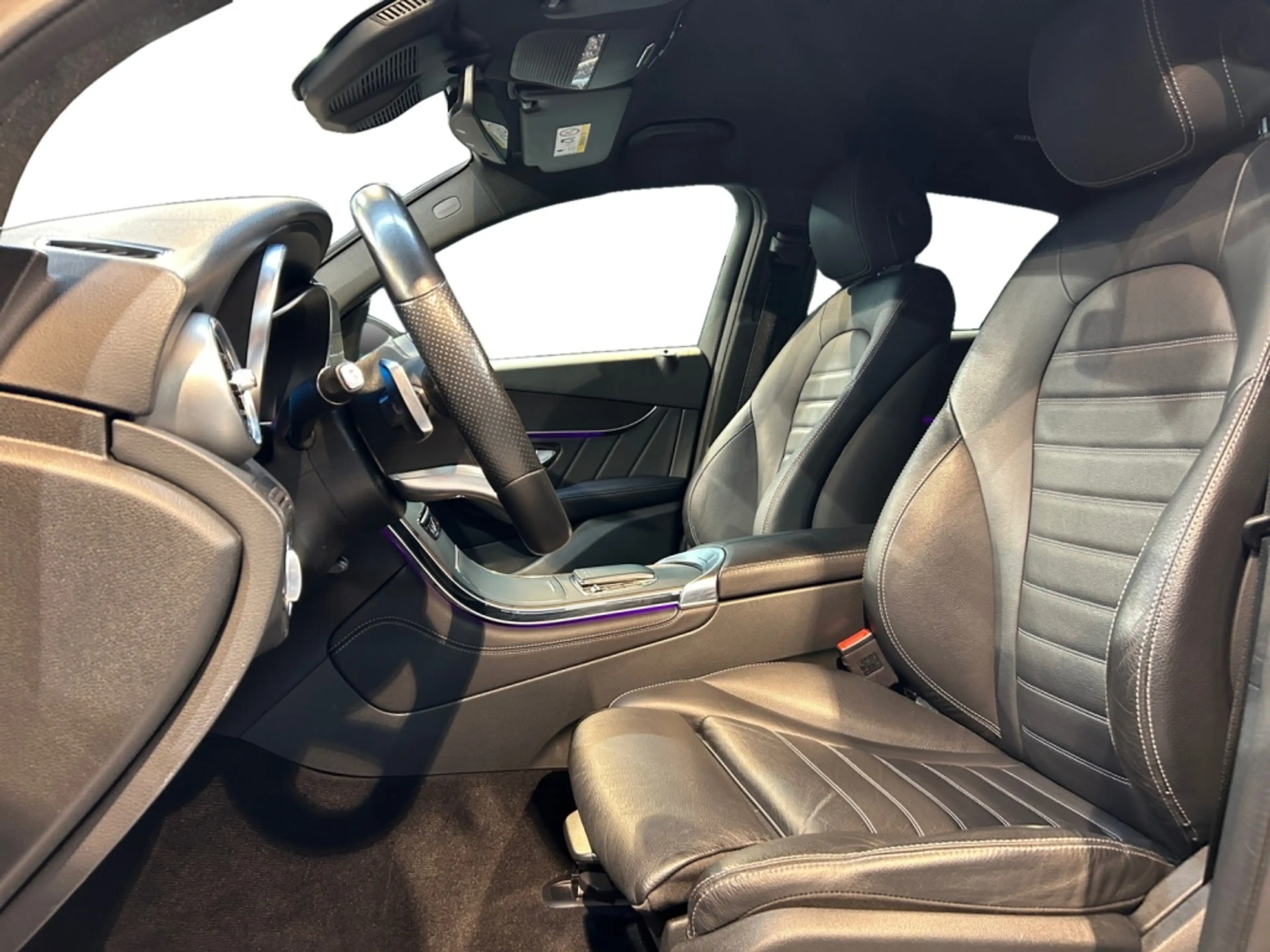 Mercedes-Benz GLC 220 d 4matic Coupe AMG AMG+MBUX+Night+AHK — photo 8