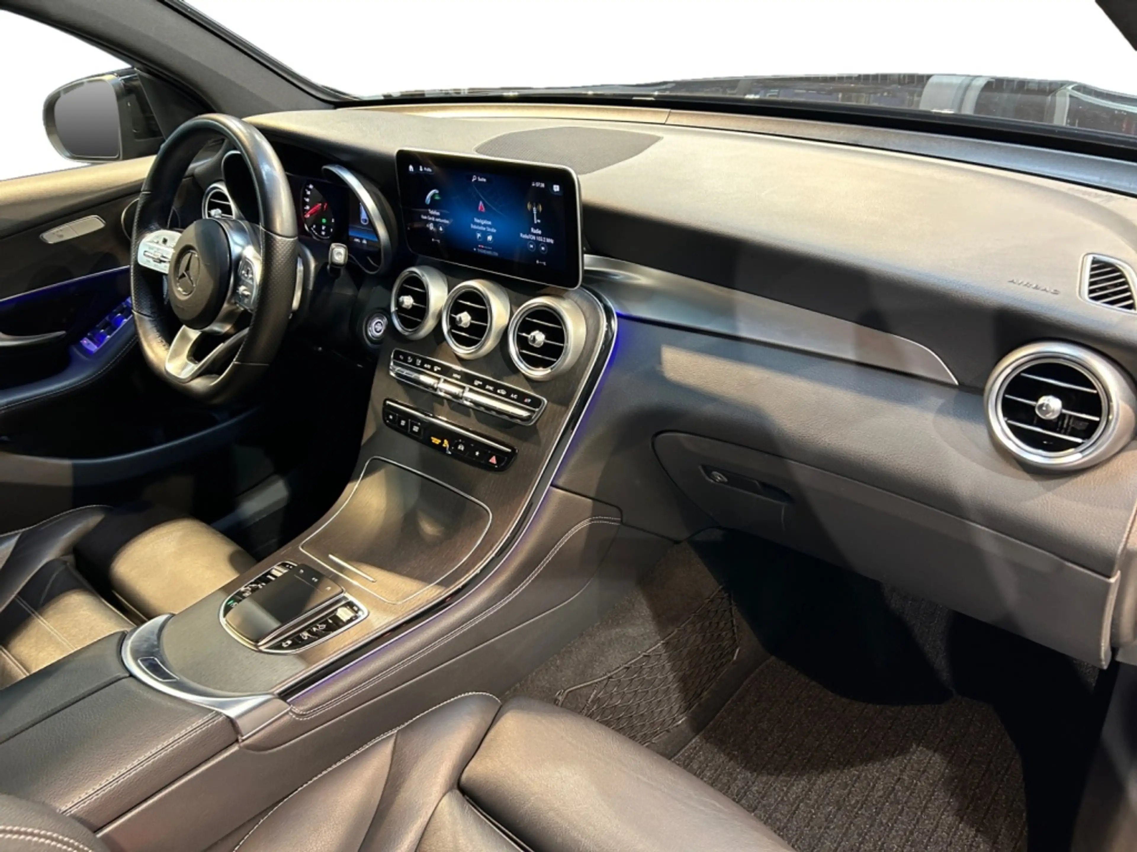 Mercedes-Benz GLC 220 d 4matic Coupe AMG AMG+MBUX+Night+AHK — photo 9