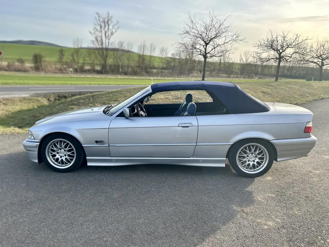 BMW 320i, foto 3