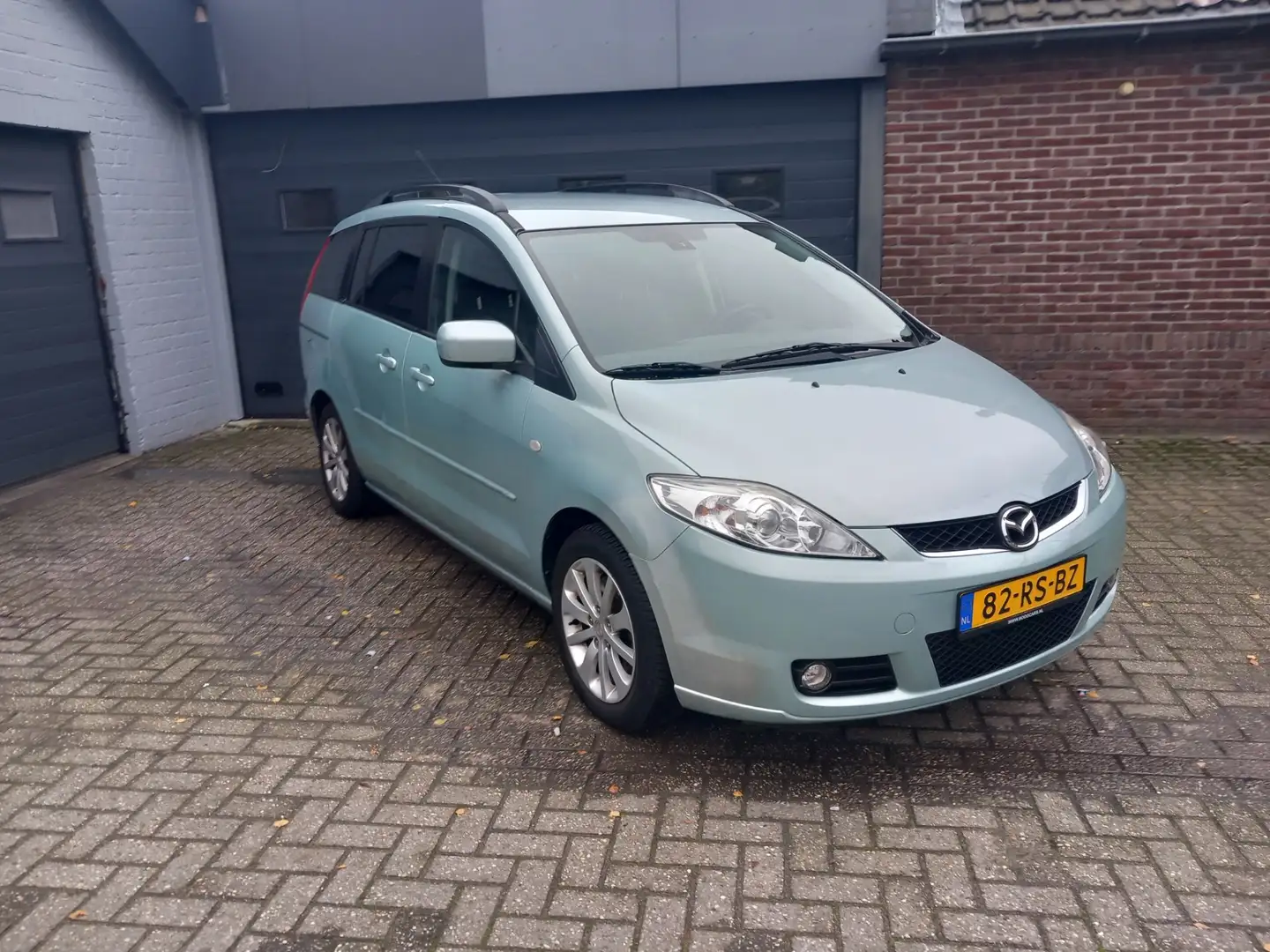 Mazda 5 1.8 Executive,Airco,Isofix,Lichtmetalen velgen,7 p Gris - 2