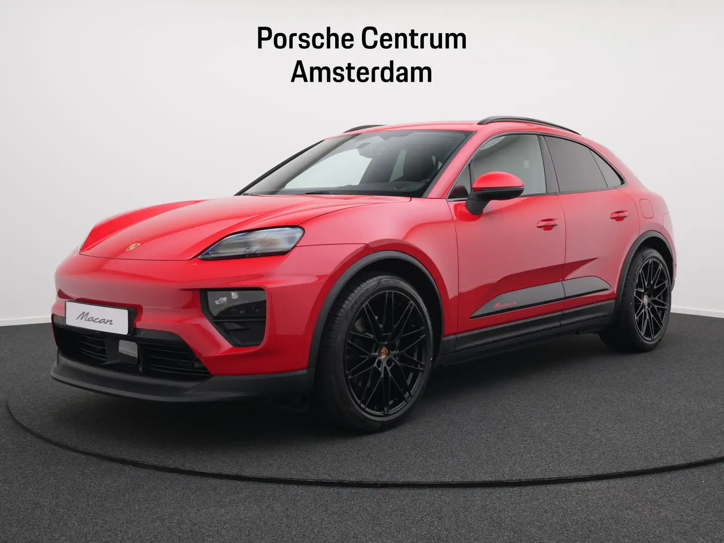 Porsche Macan 4 - 1