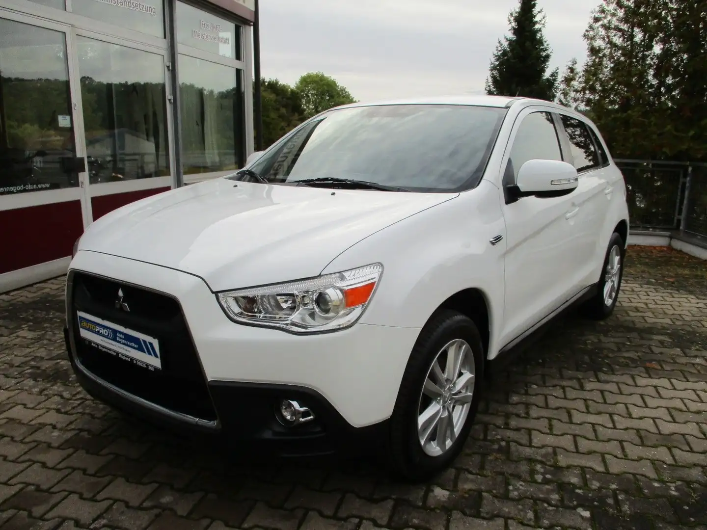 Mitsubishi ASX Edition 2WD+AHK+Kamera Weiß - 1