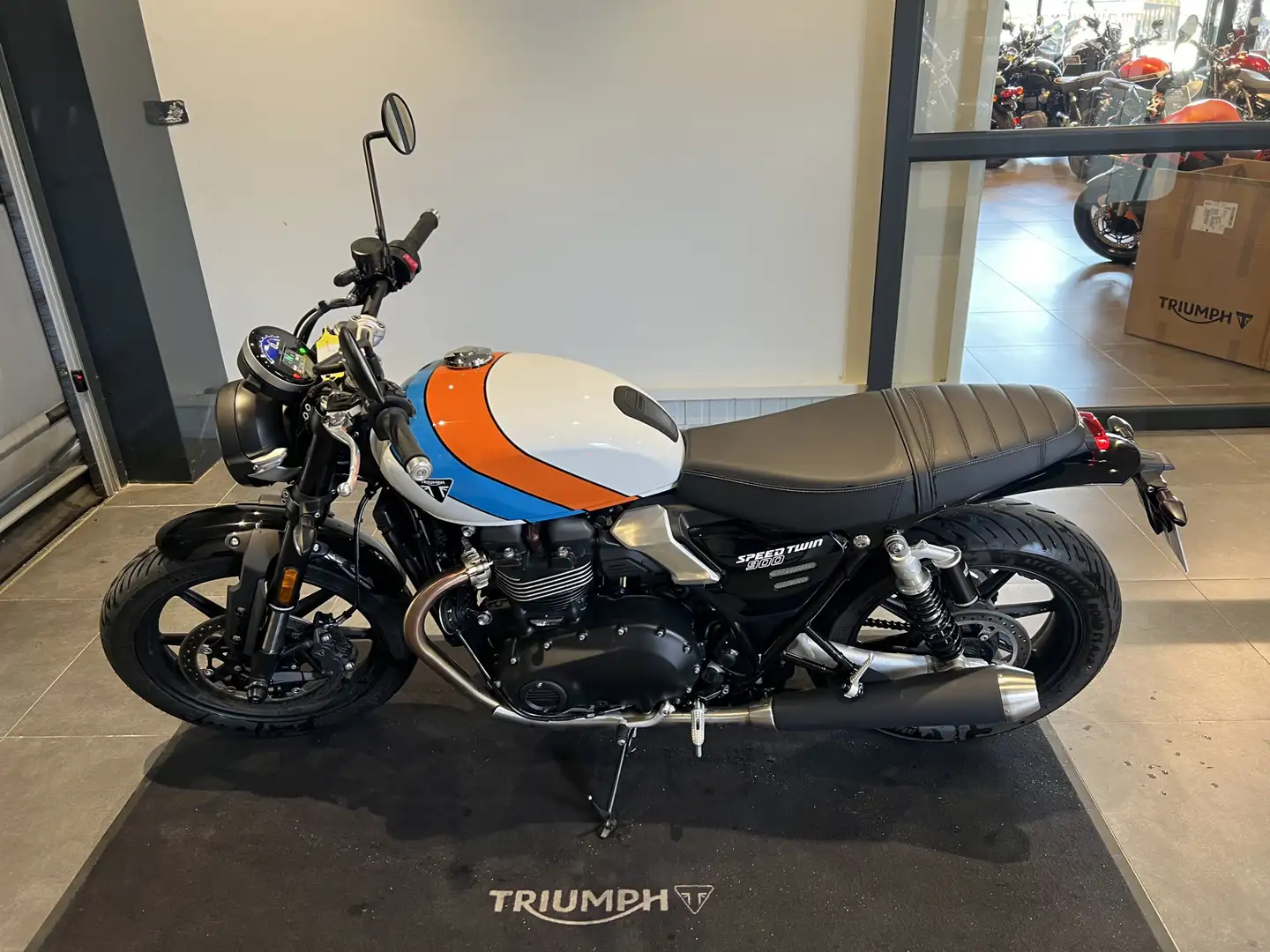 Triumph Speed Twin Blanc - 1