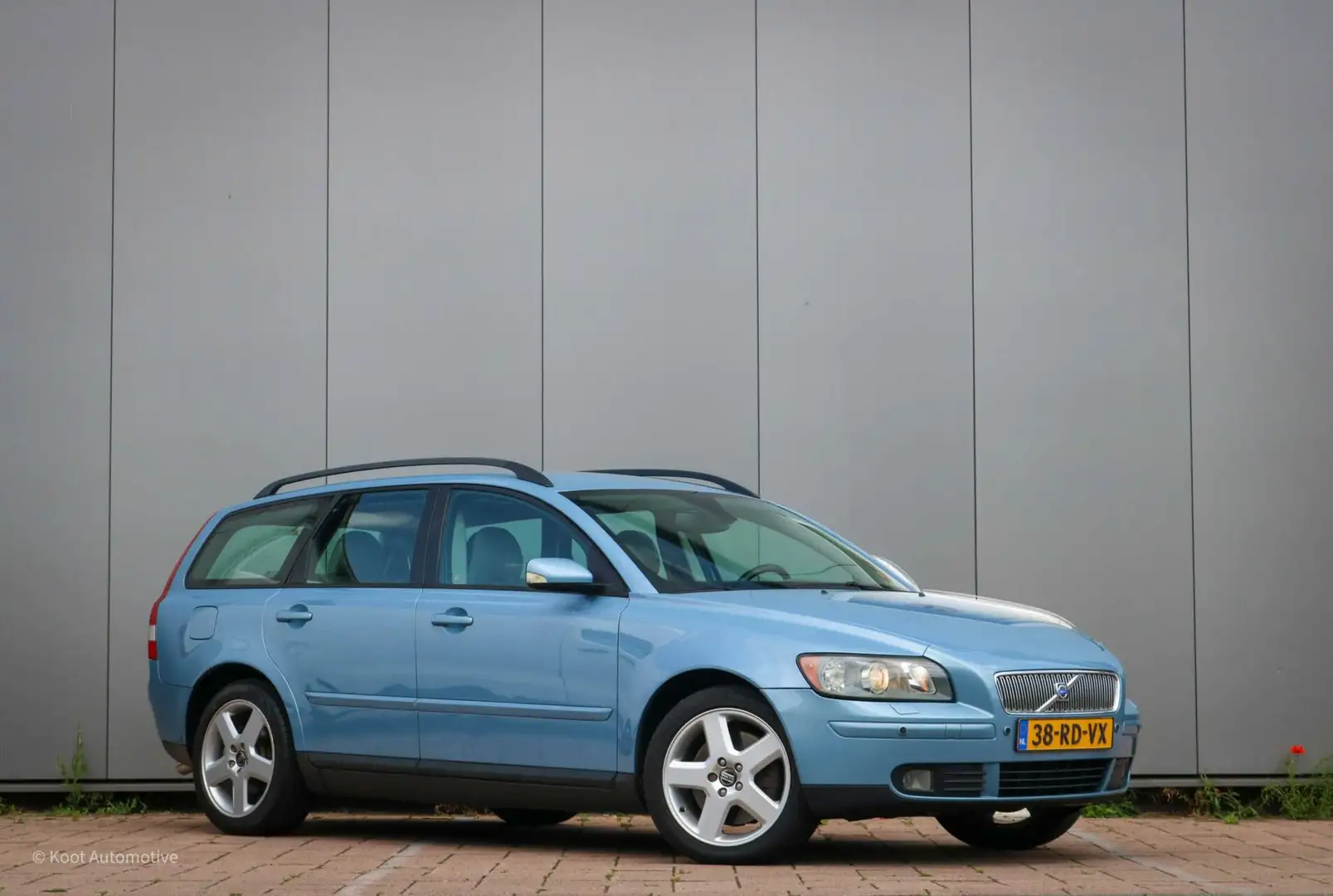 Volvo V50 2.5 T5 AWD Summum | Leer | Trekhaak | Automaat | R Modrá - 1