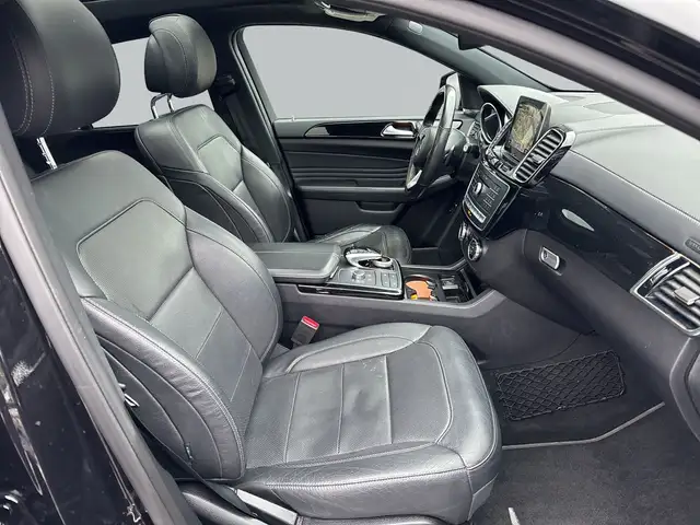 Mercedes-Benz GLE view 9