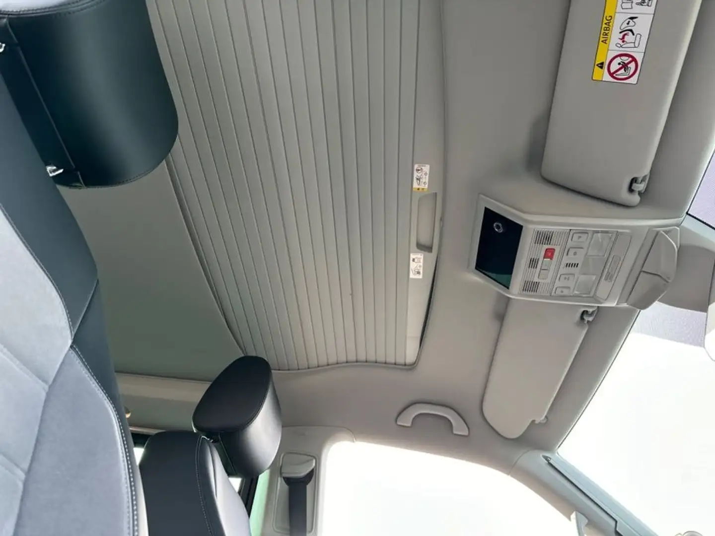 Volkswagen T6.1 California California T6.1 DSG 4MOTION Beach Tour Bronze - 2