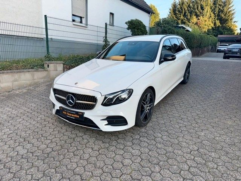 Mercedes-Benz E 300 E T-Modell E 300 d AMG SPORT PAKET — photo 12
