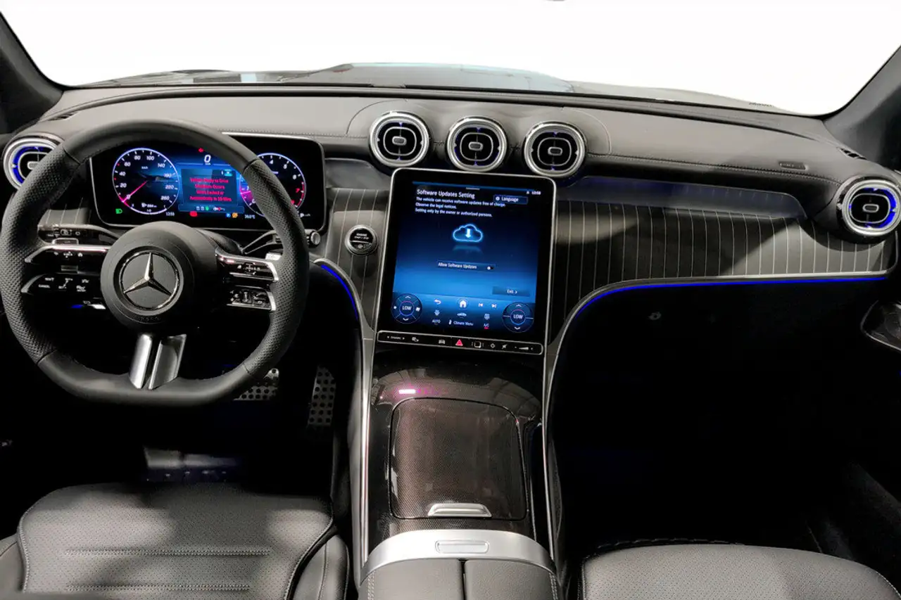 Mercedes-Benz GLC снимка Mercedes-Benz GLC