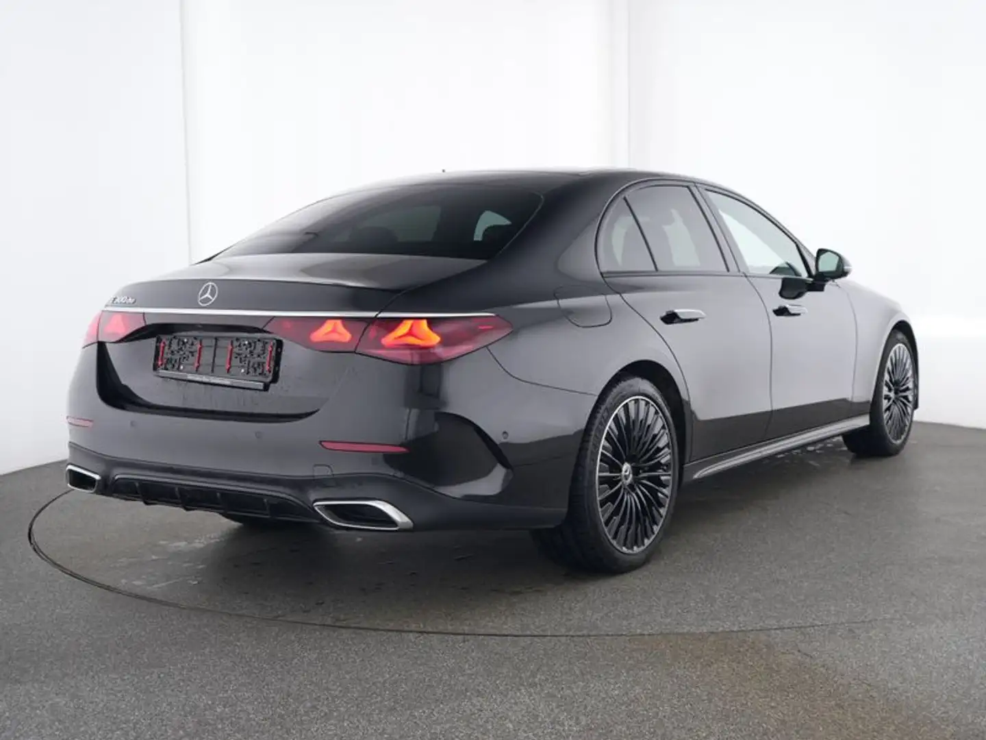 Mercedes-Benz E 300 de AMG*Night*Pano*SUPERSCREEN*20*DISTRONIC Schwarz - 2