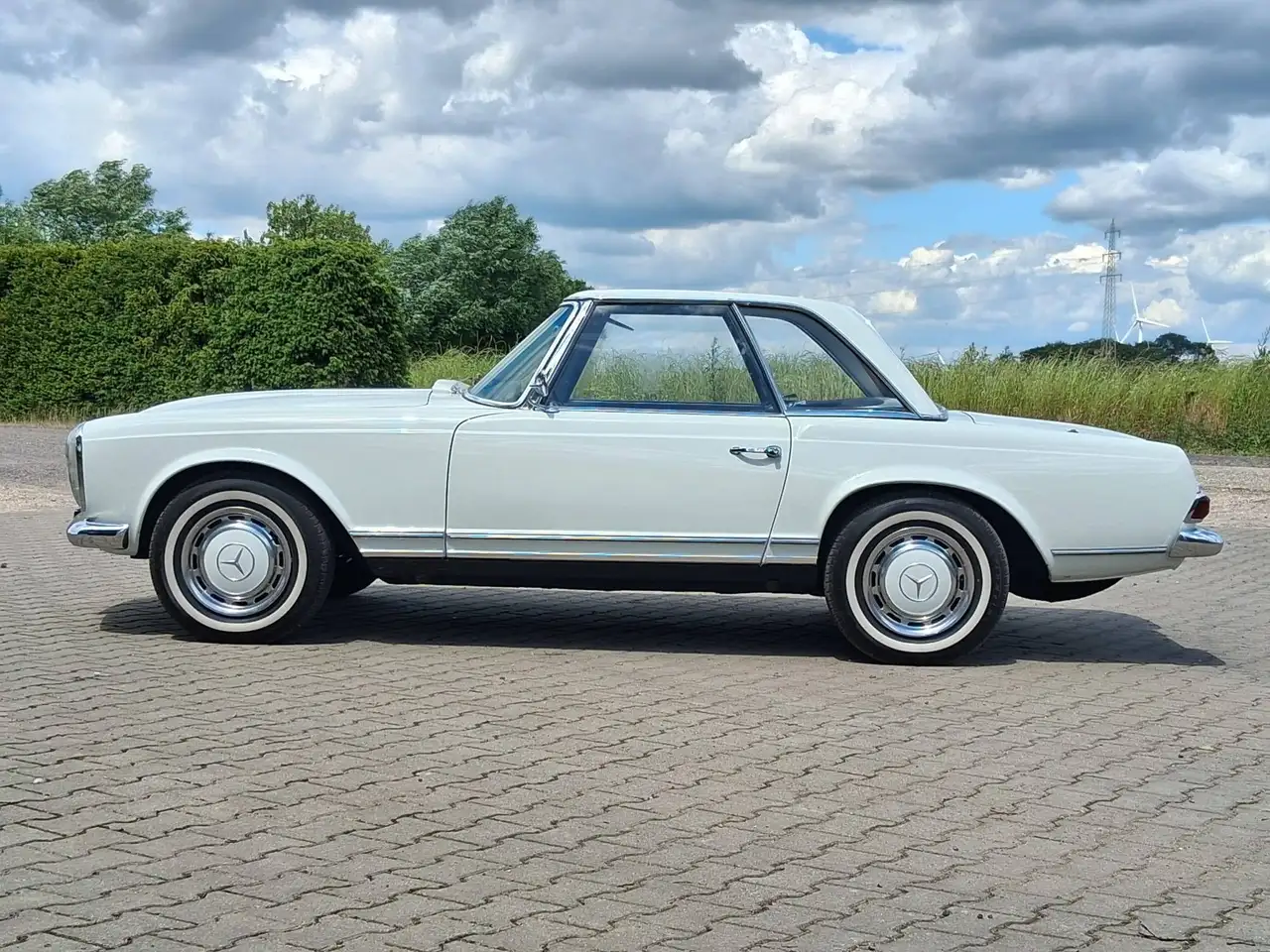 Mercedes-Benz SL 230 Bild 3