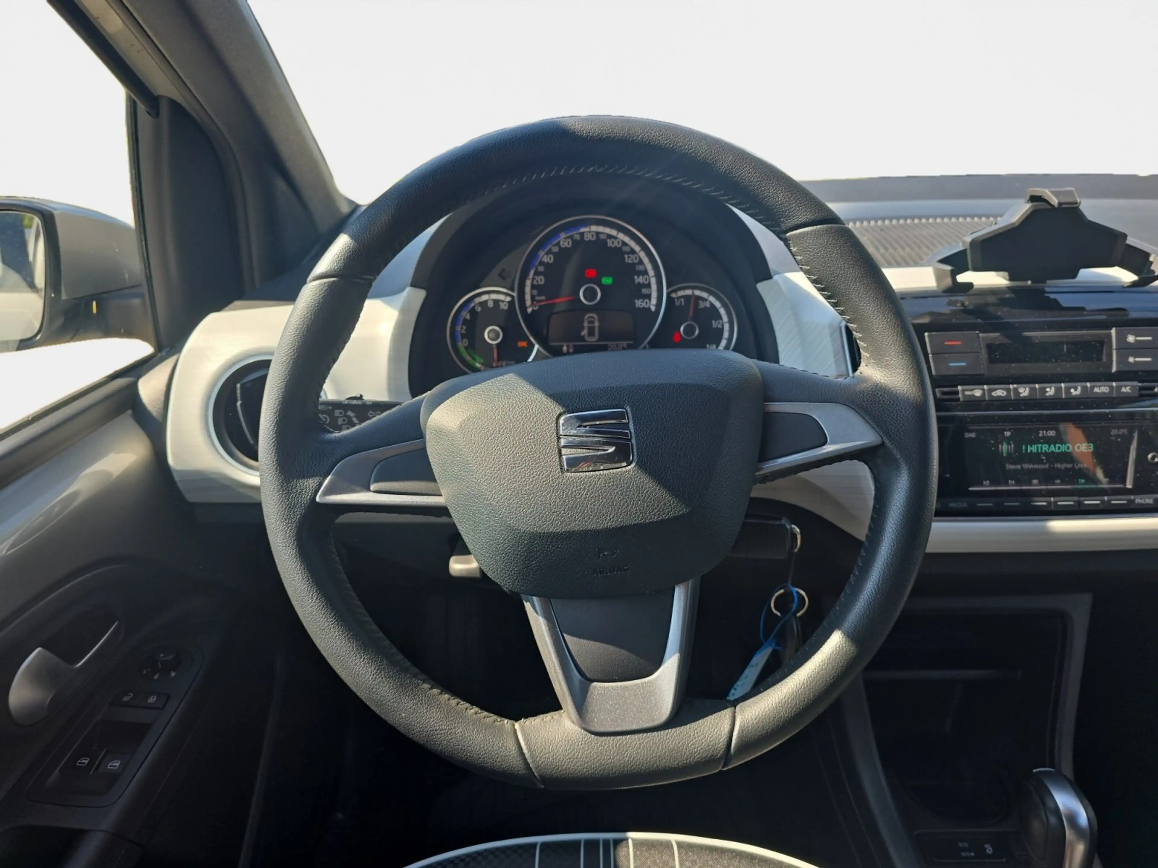 SEAT Mii Plus — photo 13