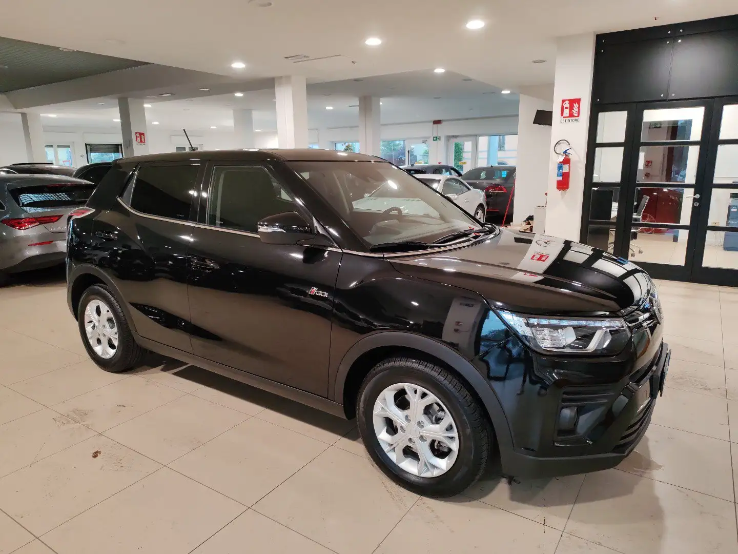 SsangYong Tivoli 1.5GDITurbo 163cv Comfort auto CarPlay/AndroidAuto Nero - 2