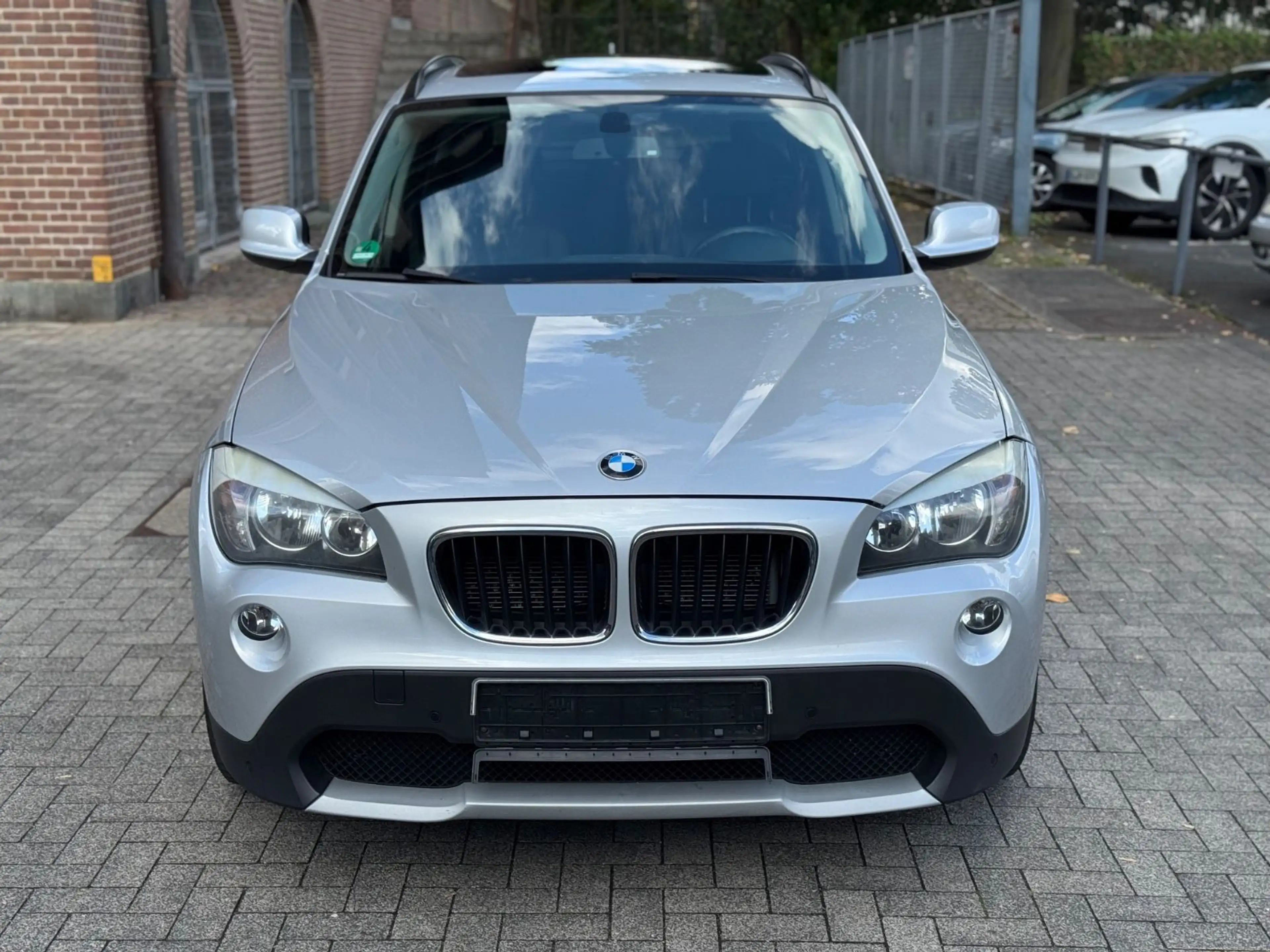 BMW X1 sDrive 20 d/Panorama/Leder/Navi/AHK/PDC/HK/ — photo 5