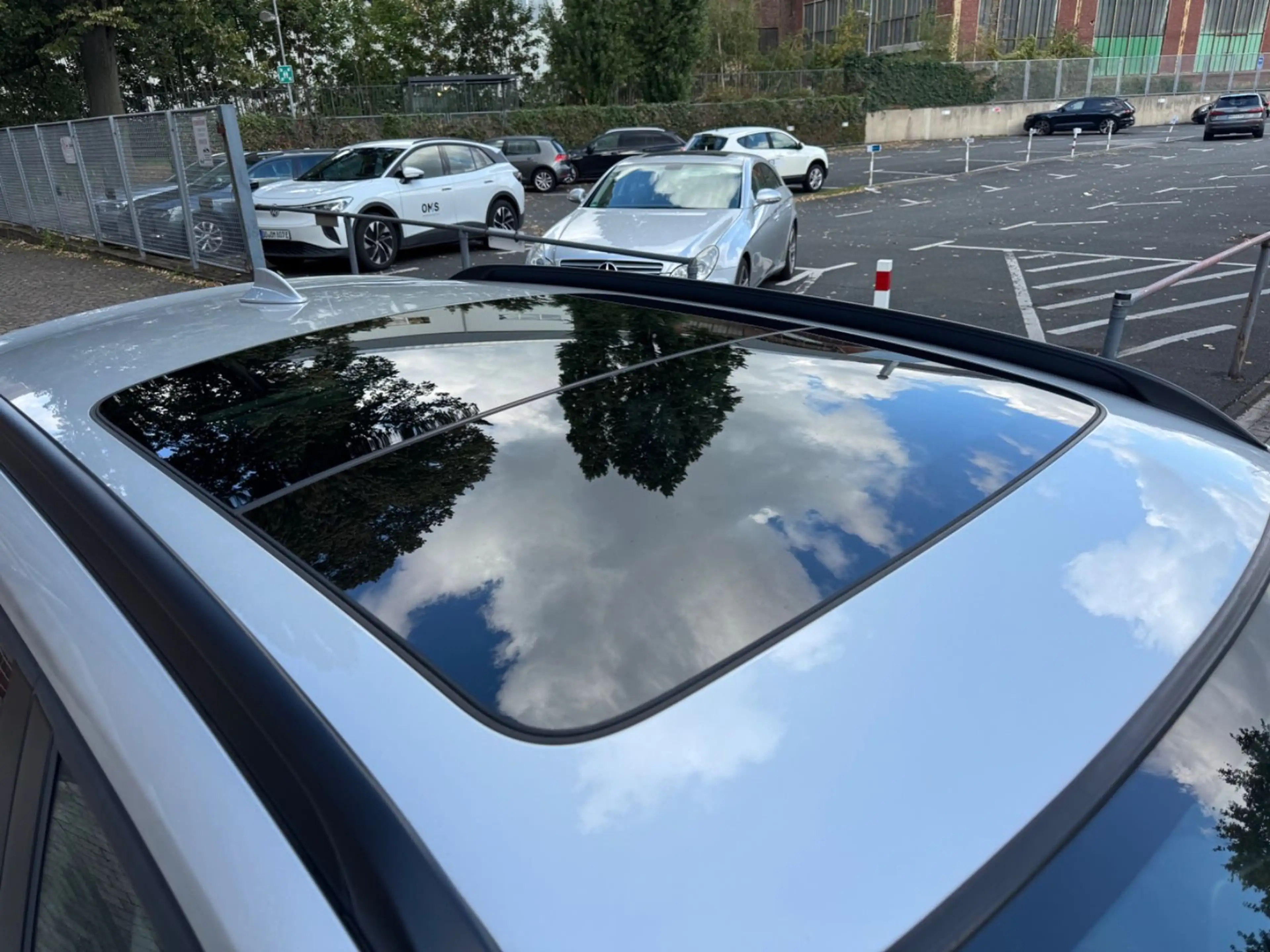 BMW X1 sDrive 20 d/Panorama/Leder/Navi/AHK/PDC/HK/ — photo 11