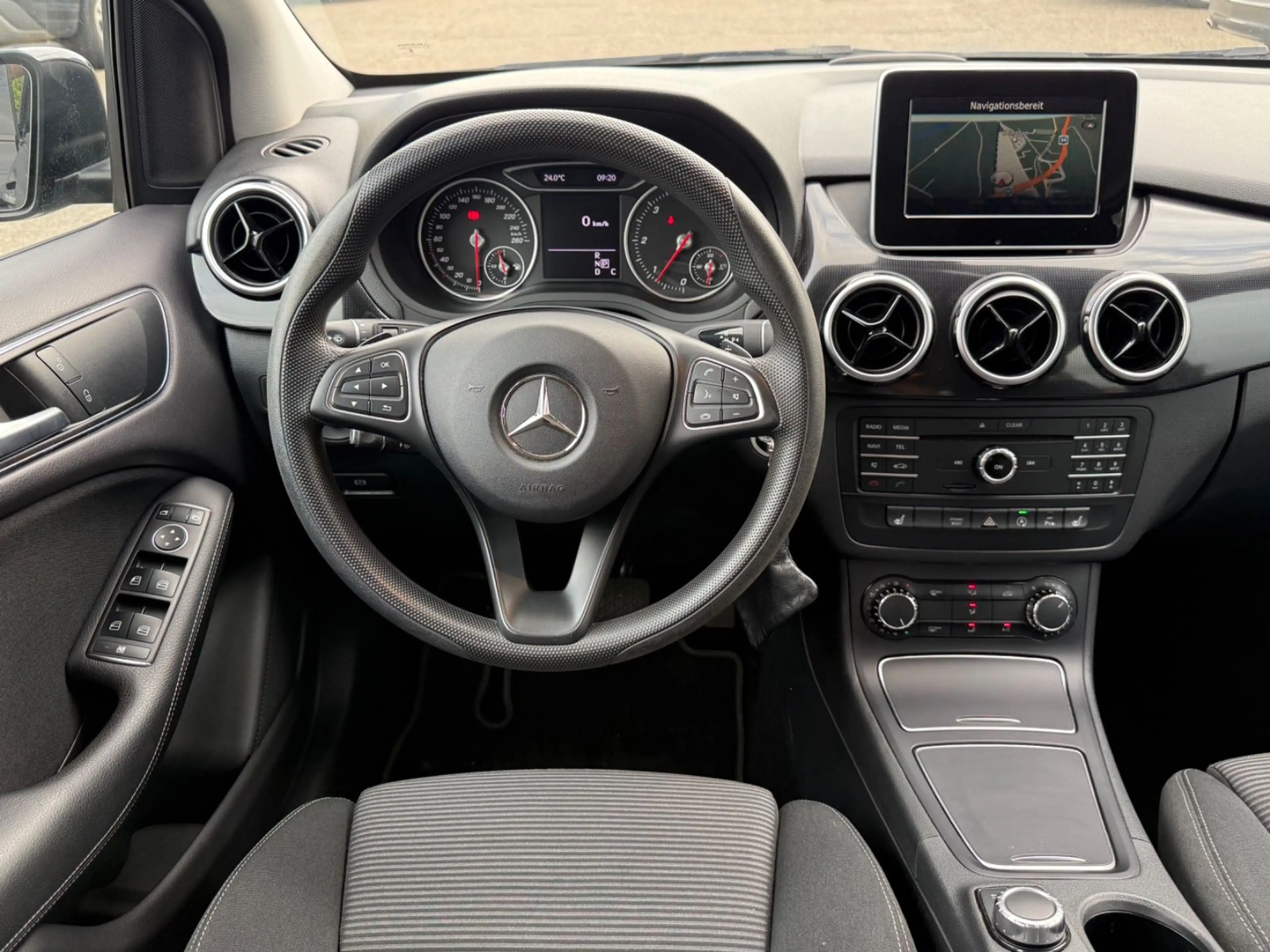 Mercedes-Benz B 200 B B 200 CDI / d — photo 10