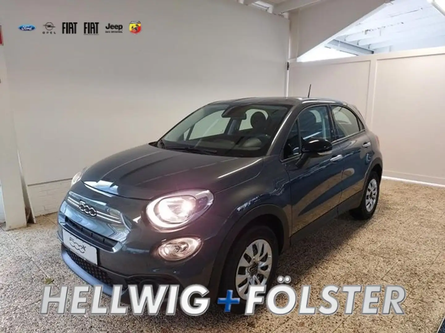 Fiat 500X Komfort + Tech Paket Navi Blendfreies Fernl. ACC A Grau - 1
