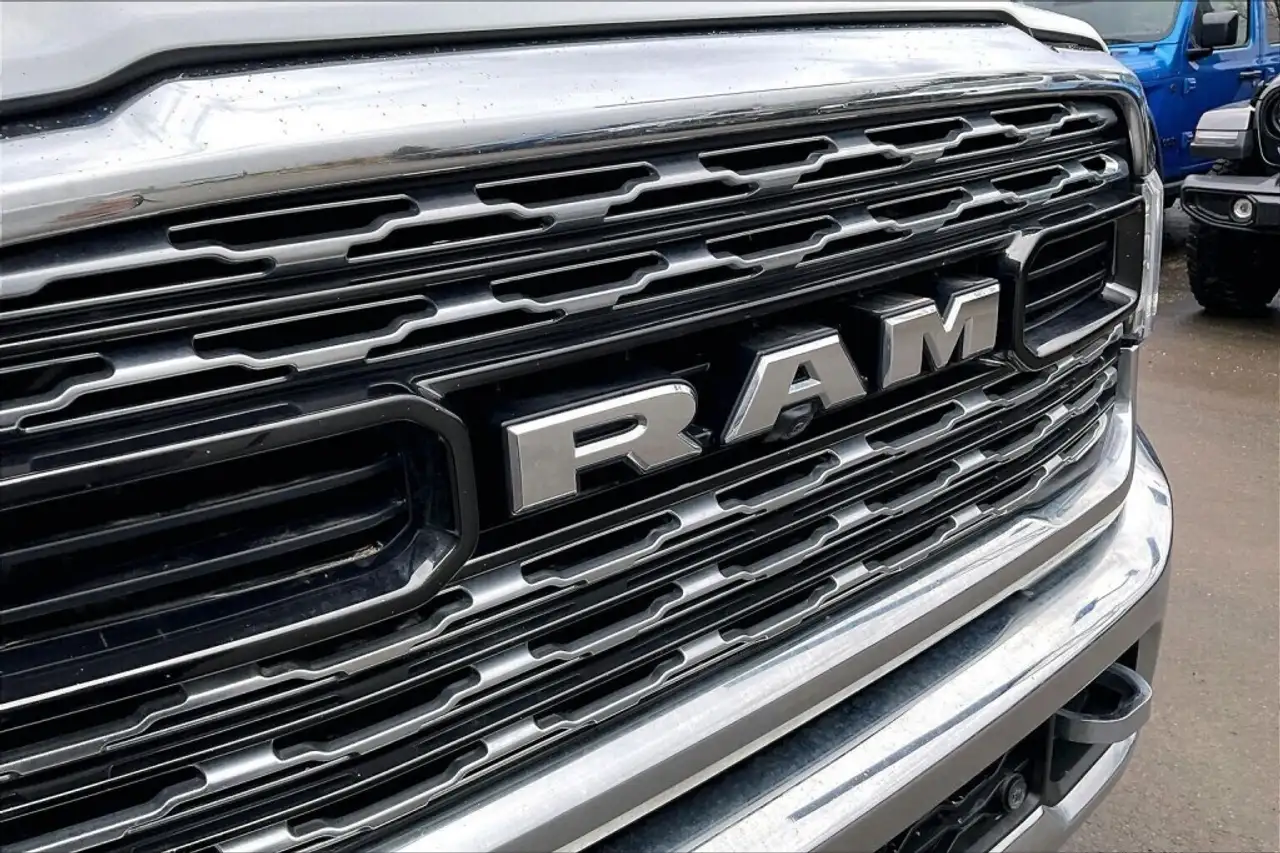 RAM 3500 photo RAM 3500