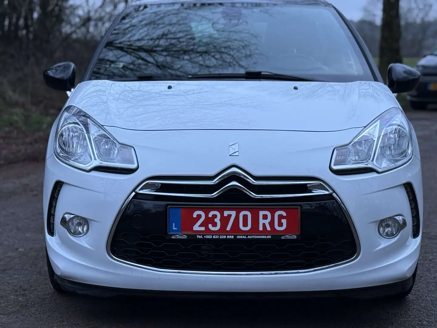 Citroen DS3 VTi 120 Airdream So Chic Noir - 2