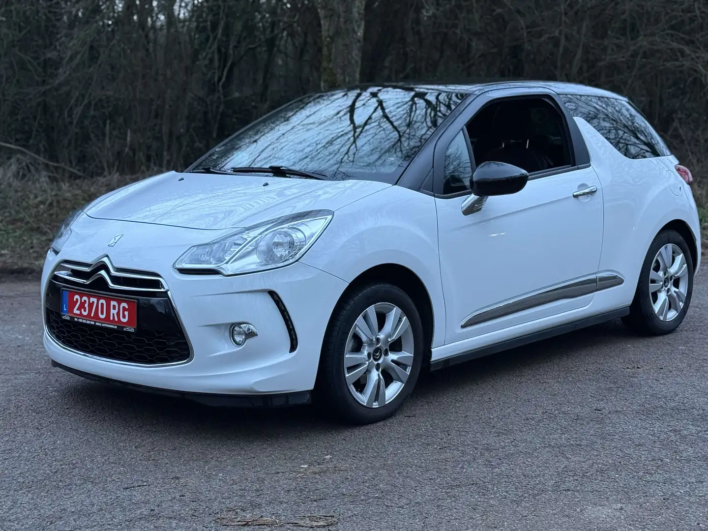 Citroen DS3 VTi 120 Airdream So Chic Noir - 1