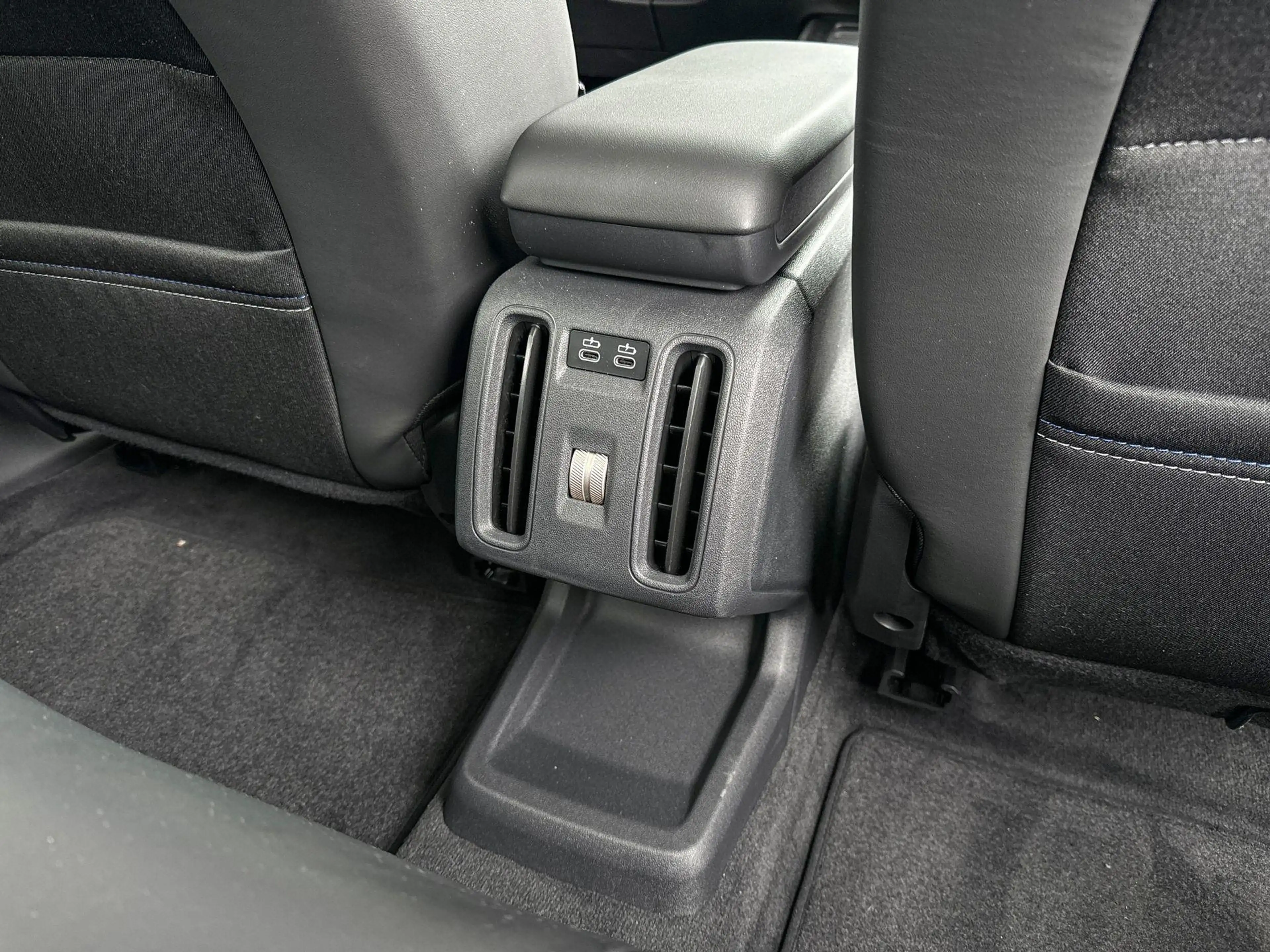 MINI Countryman E Electric Classic — photo 9
