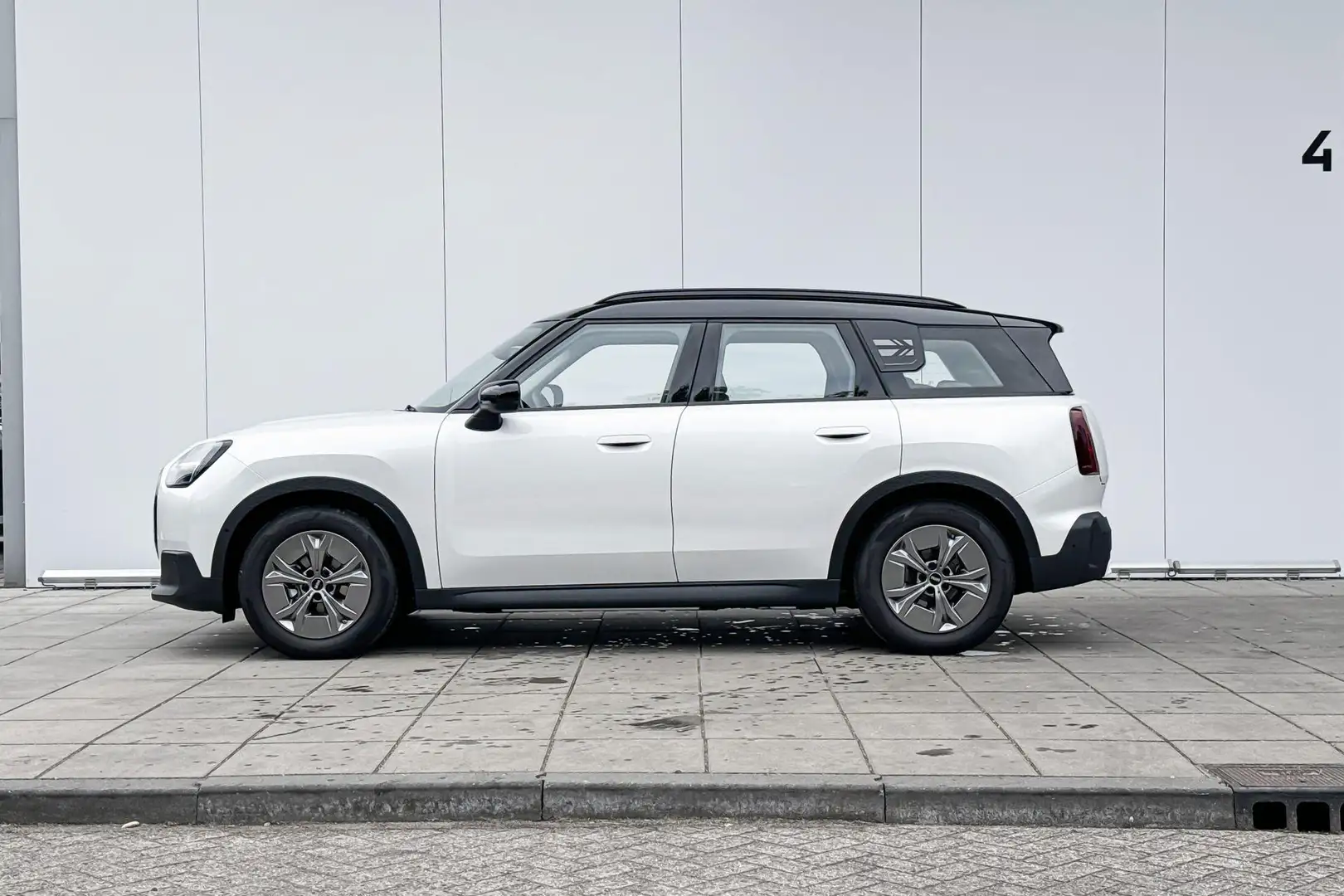 MINI Countryman E Electric Classic Wit - 2